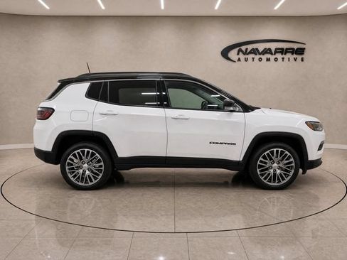Used 2022 Jeep Compass Limited w/ Elite Group AWD/4WD image 8