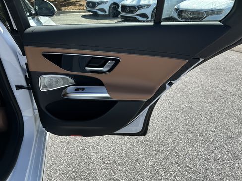New 2026 Mercedes-Benz E 450 4MATIC Sedan image 39