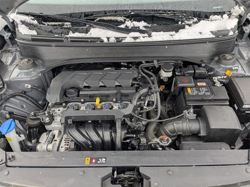 Used 2025 Hyundai Venue SEL image 37