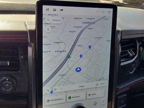 Certified 2022 Ford Expedition Limited image 9