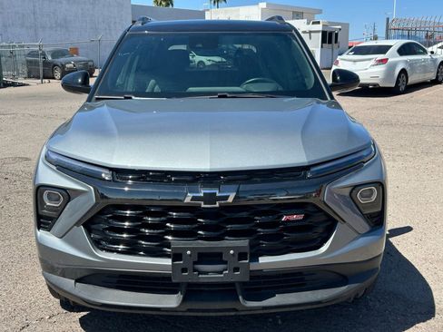 Used 2025 Chevrolet TrailBlazer RS w/ Convenience Package image 2
