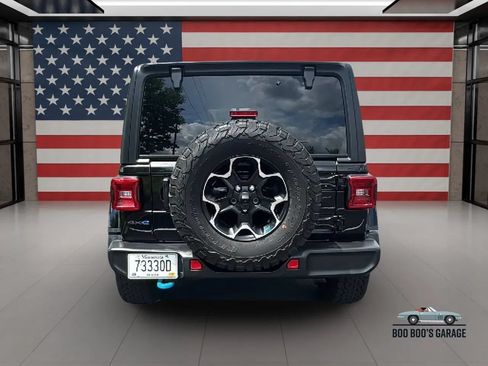 Used 2023 Jeep Wrangler Unlimited Rubicon 4xe w/ Cold Weather Group AWD/4WD image 5