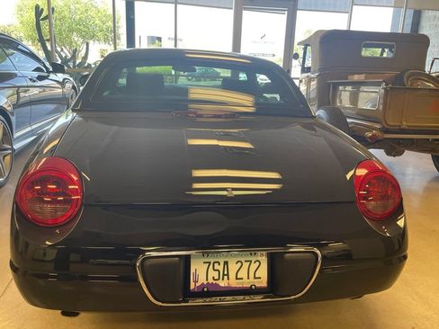 Used 2002 Ford Thunderbird RWD image 4