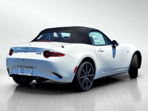 New 2026 MAZDA MX-5 Miata Grand Touring w/ Weather Package RWD image 4
