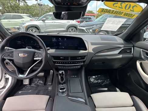 Used 2025 Cadillac CT5 Sport image 6