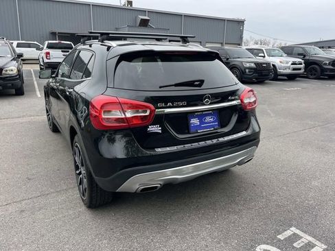 Used 2017 Mercedes-Benz GLA 250 4MATIC image 5