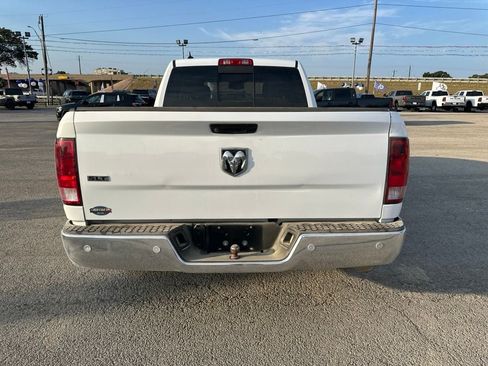 Used 2020 RAM 1500 Classic SLT w/ Luxury Group RWD image 8