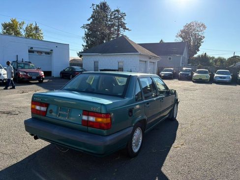 Used 1994 Volvo 850 Sedan image 4