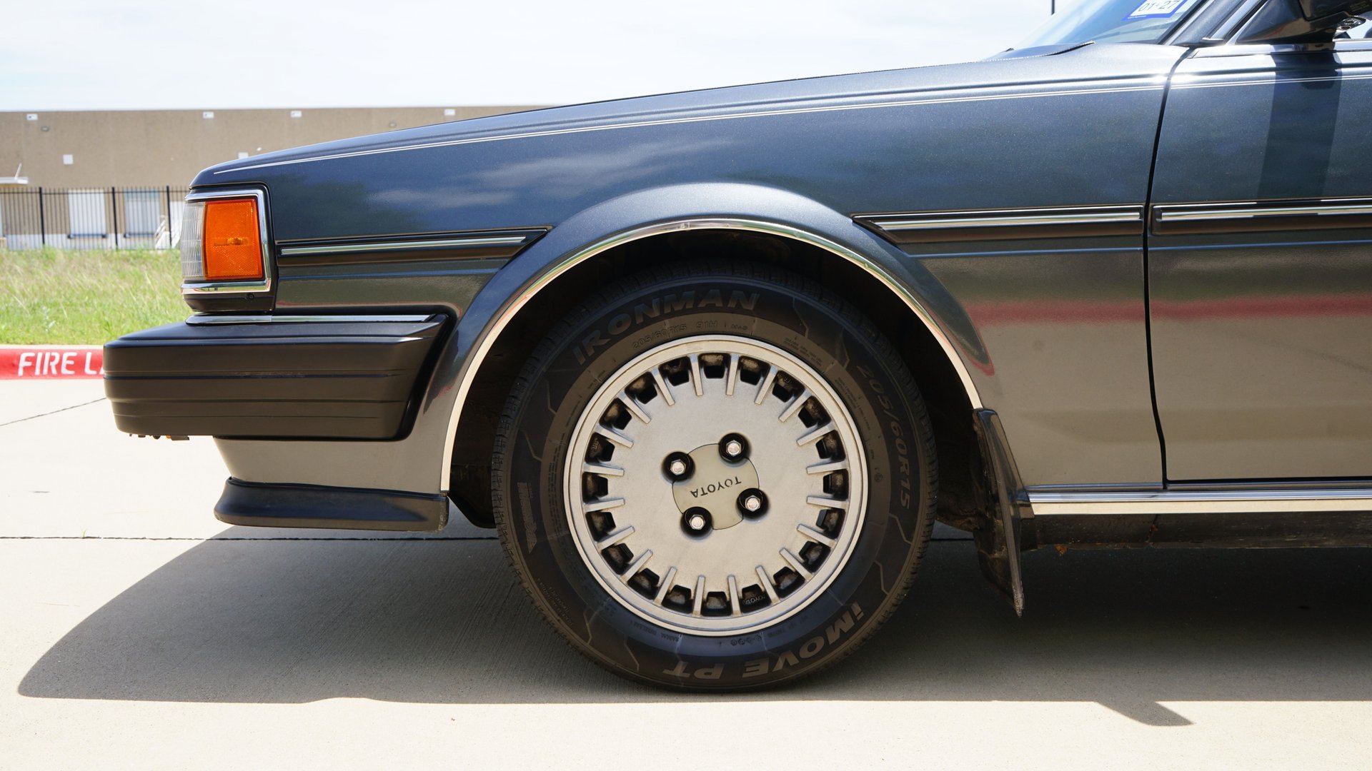 Used 1987 Toyota Cressida Sedan RWD image 28