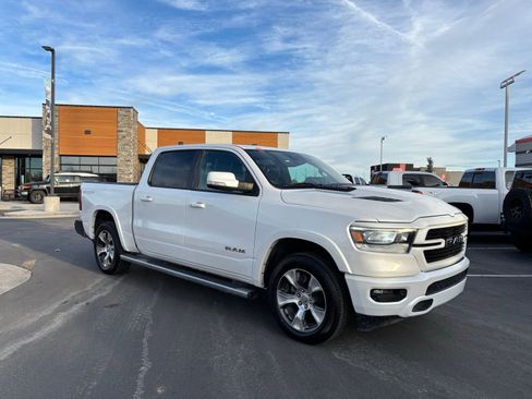 Used 2021 RAM 1500 Laramie AWD/4WD image 1