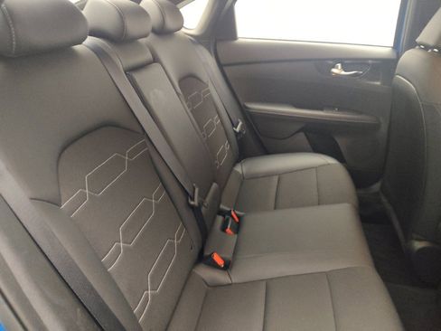 Used 2023 Kia Forte GT-Line FWD image 19