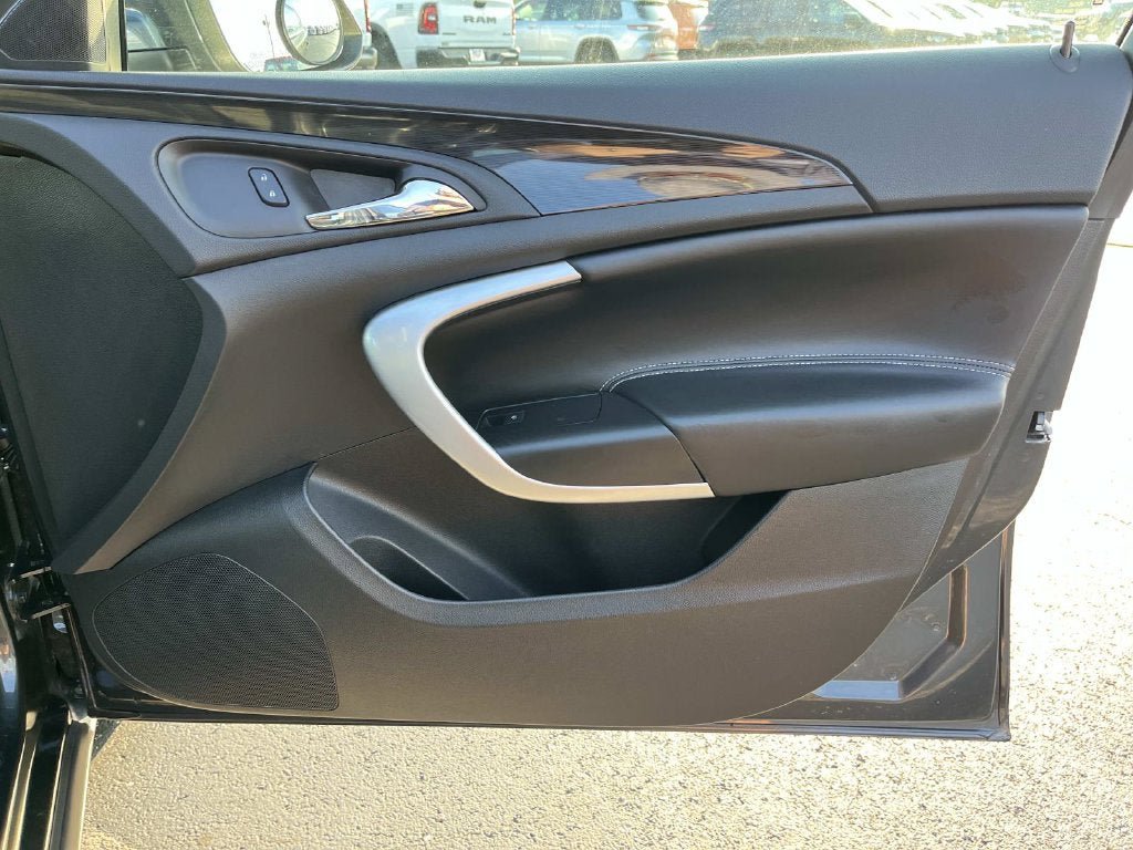 Used 2015 Buick Regal Premium FWD image 22