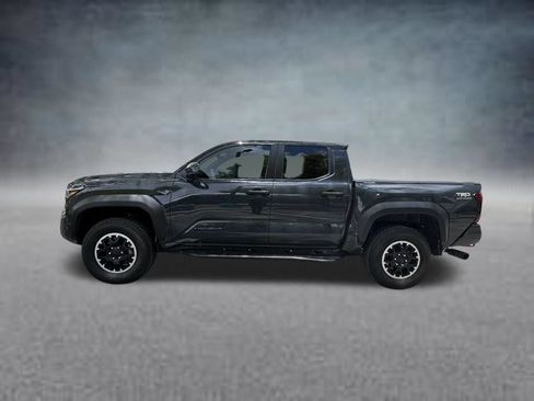 Used 2024 Toyota Tacoma TRD Off-Road AWD/4WD image 4