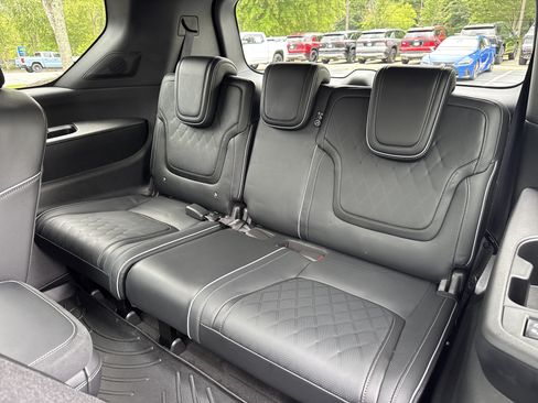 Used 2025 INFINITI QX80 Autograph AWD/4WD image 23