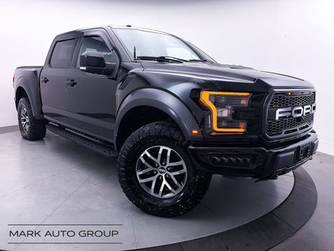 Used 2018 Ford F150 Raptor w/ Equipment Group 802A Luxury AWD/4WD image 1