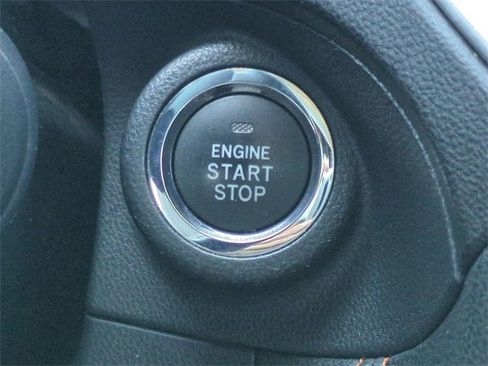 Used 2018 Subaru Crosstrek 2.0i Limited image 34