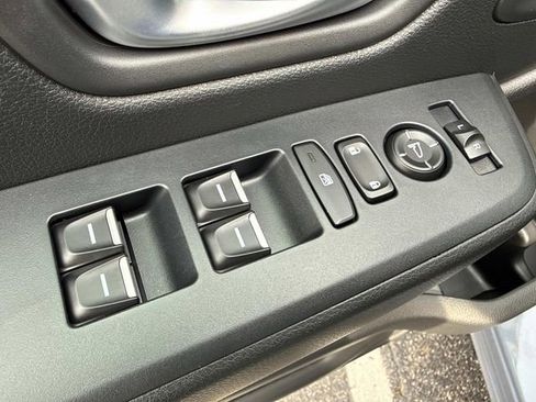 Certified 2026 Honda Passport RTL image 18