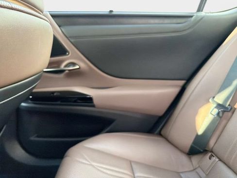 Used 2024 Lexus ES 350 Ultra Luxury w/ Accessory Package (Z2) FWD image 14