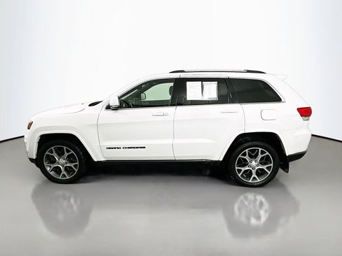 Used 2018 Jeep Grand Cherokee Limited AWD/4WD image 4