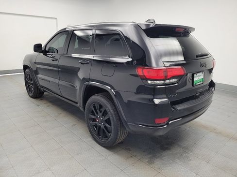 Used 2020 Jeep Grand Cherokee Altitude image 5