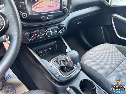 Used 2024 Kia Soul LX w/ Option Group 015 FWD image 61