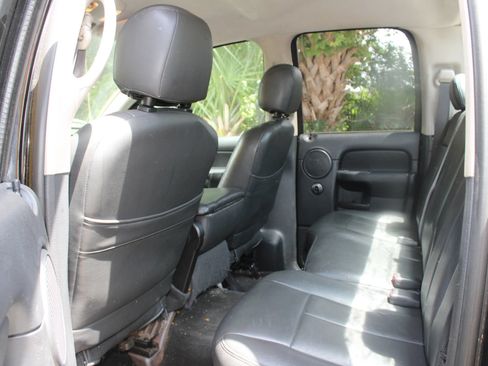 Used 2004 Dodge Ram 1500 Truck SLT w/ Quad Cab Value Group RWD image 5