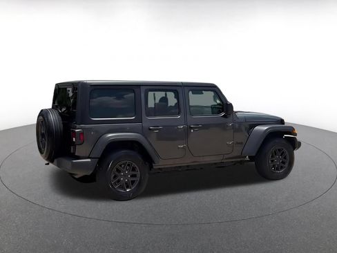 Used 2025 Jeep Wrangler Unlimited Sport AWD/4WD image 15