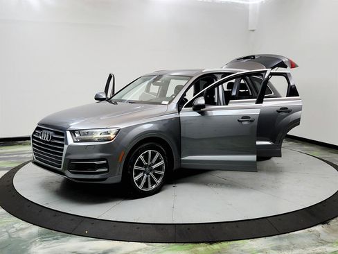 Used 2018 Audi Q7 3.0T Prestige AWD/4WD image 9