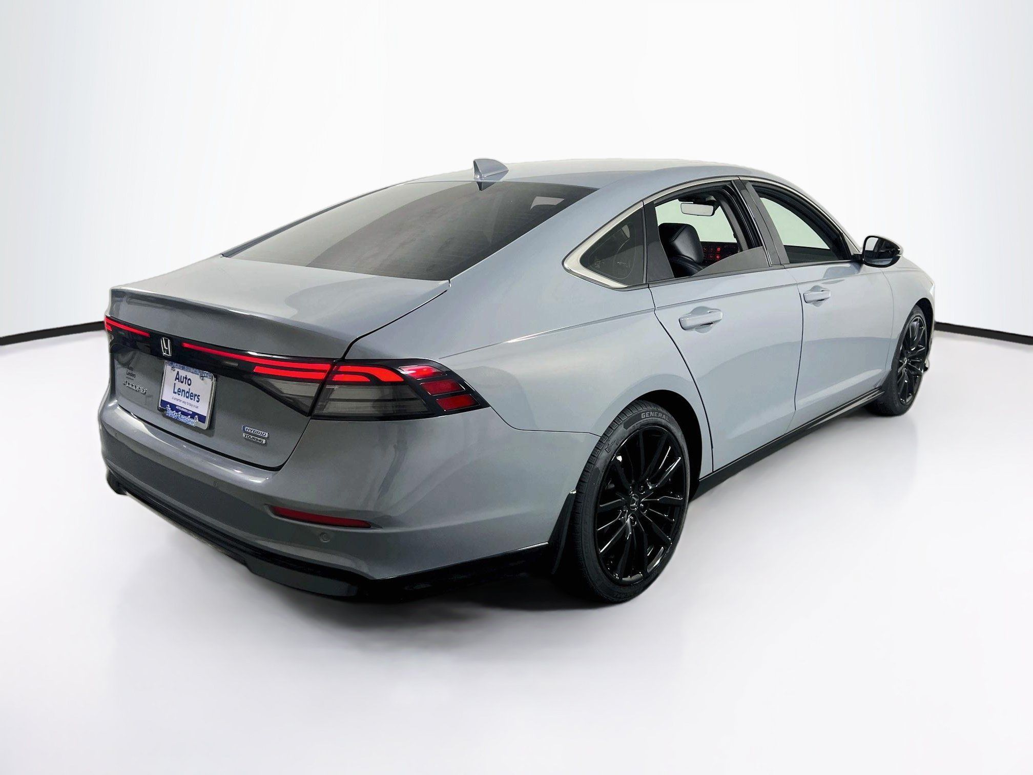 Used 2023 Honda Accord Touring image 5