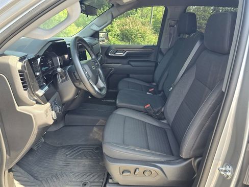 Used 2023 Chevrolet Silverado 1500 LT Trail Boss w/ Protection Package AWD/4WD image 15