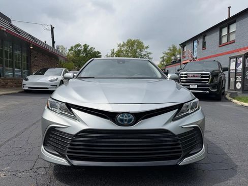 Used 2021 Toyota Camry LE FWD image 2