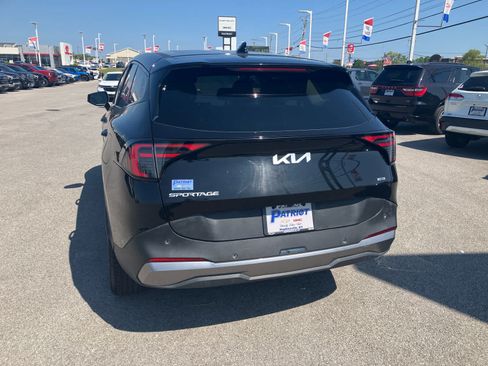 Used 2026 Kia Sportage S AWD/4WD image 6