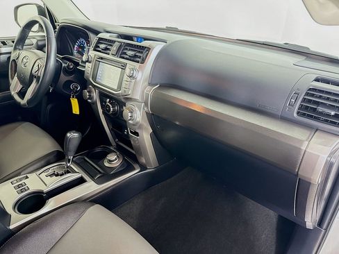 Certified 2018 Toyota 4Runner SR5 Premium image 29