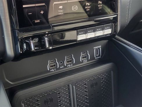 New 2026 RAM 2500 Rebel w/ Rebel Level 2 Equipment Group image 27