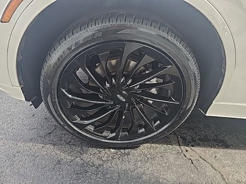 Used 2025 Lincoln Aviator Reserve w/ Jet Appearance Package image 8