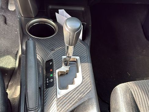 Used 2015 Toyota RAV4 XLE image 10