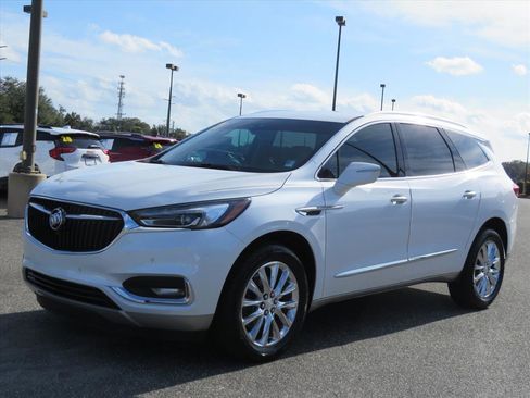 Used 2021 Buick Enclave Premium w/ Surround and Sites Package image 3