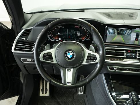 Used 2019 BMW X5 xDrive50i w/ M Sport Package image 25