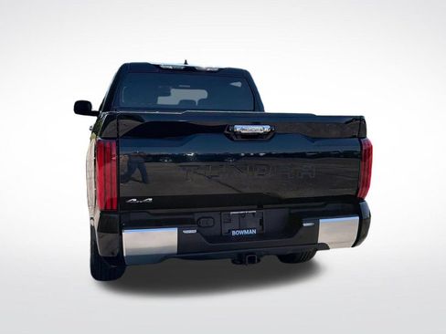 Used 2025 Toyota Tundra Limited AWD/4WD image 16
