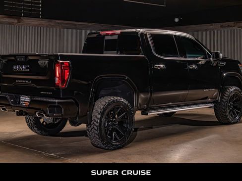 Used 2025 GMC Sierra 1500 Denali Ultimate AWD/4WD image 10