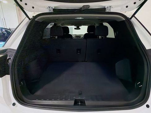 Used 2022 Chevrolet Equinox LT FWD image 25
