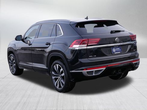 Certified 2022 Volkswagen Atlas Cross Sport SEL Premium R-Line image 5