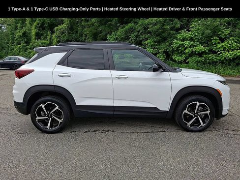 Used 2023 Chevrolet TrailBlazer RS w/ Convenience Package AWD/4WD image 8