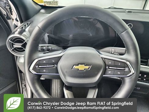 Used 2026 Chevrolet Equinox LT FWD image 21
