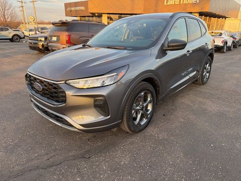 Used 2024 Ford Escape ST-Line w/ Cold Weather Package image 1