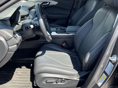 Certified 2025 Acura TLX w/ Technology Package FWD image 14
