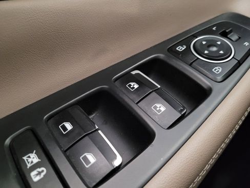 Used 2019 Hyundai Santa Fe Limited FWD image 27