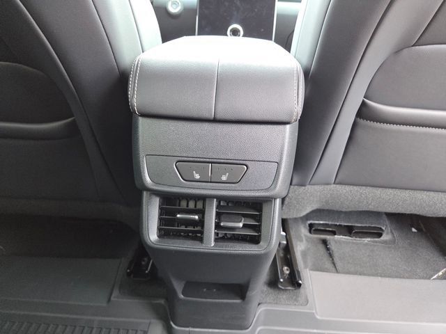 New 2027 GMC Terrain Elevation w/ Elevation Premium Package AWD/4WD image 23