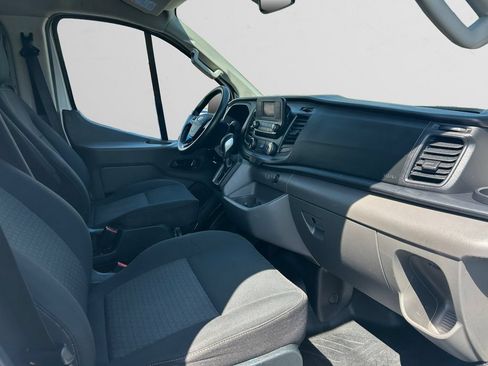 Used 2023 Ford Transit 250 Low Roof AWD image 15