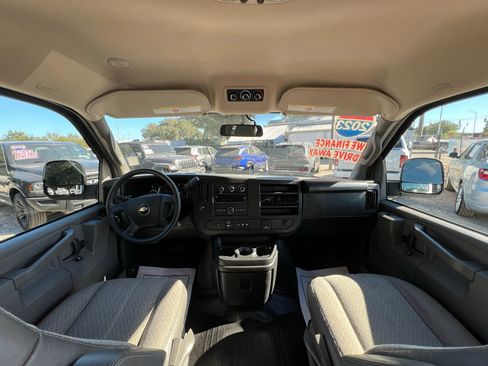 Used 2023 Chevrolet Express 3500 LS image 35
